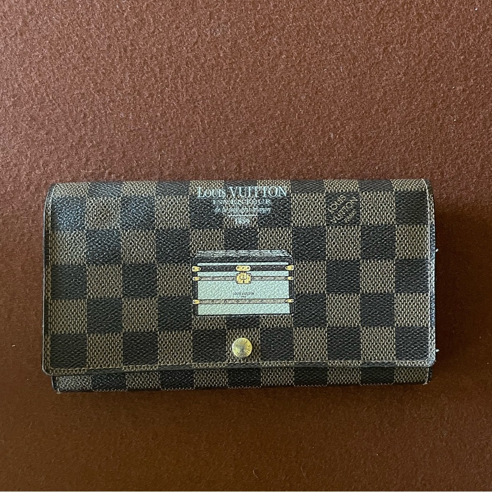 Louis Vuitton limited edition monogram Inventeur Trunks & Lock Sarah Wallet
